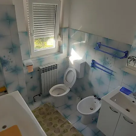 Nikolino Appartement *