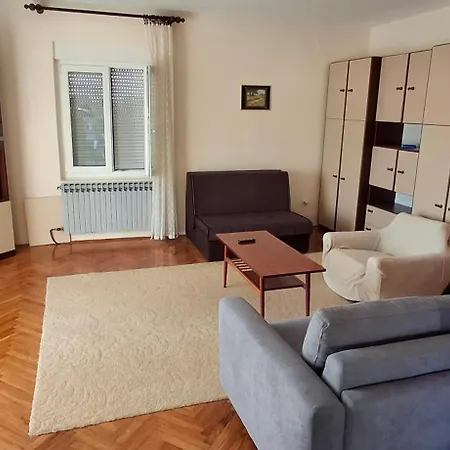 Apartment Nikolino
