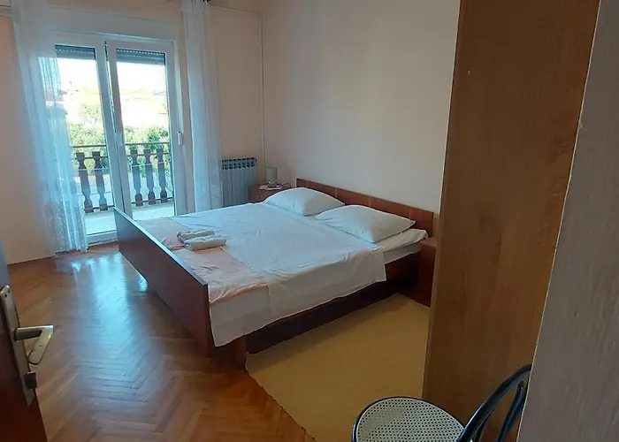 Nikolino 아파트 *