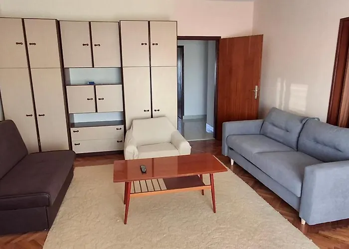 아파트 Nikolino *